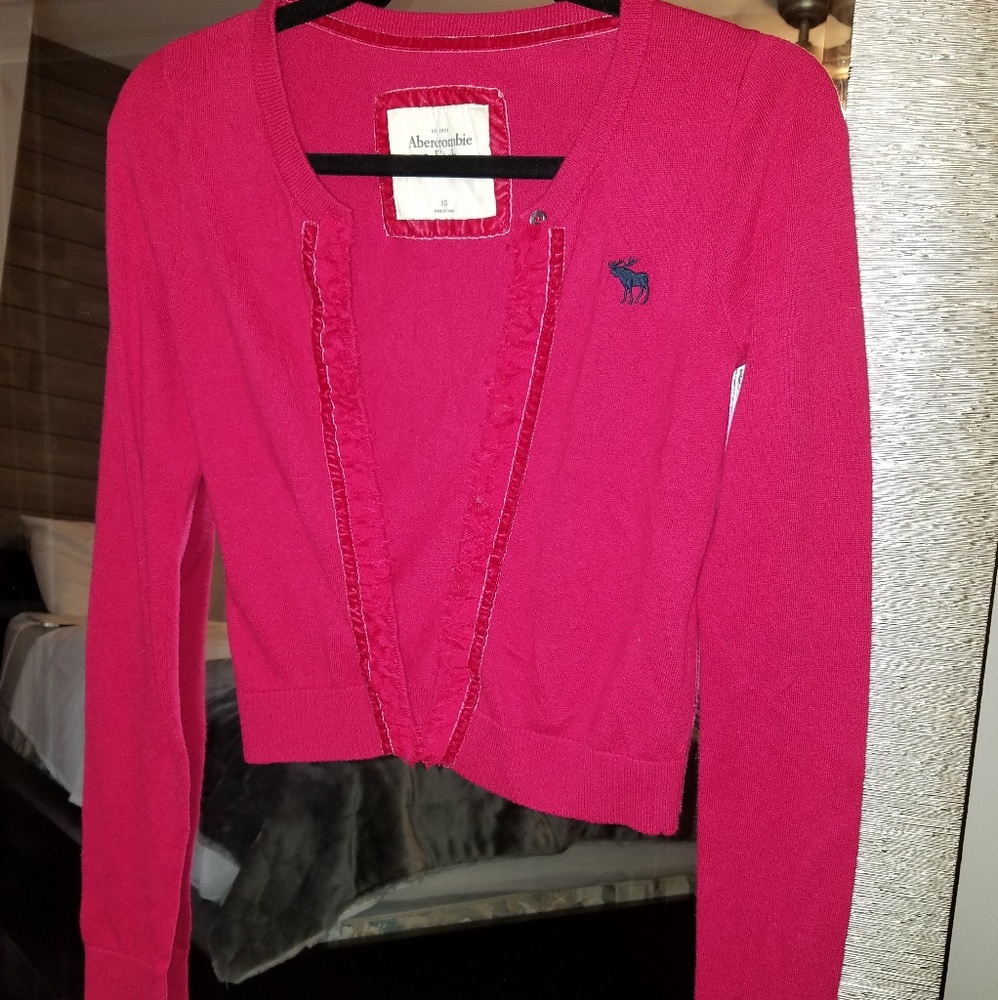 Cardigan sweater